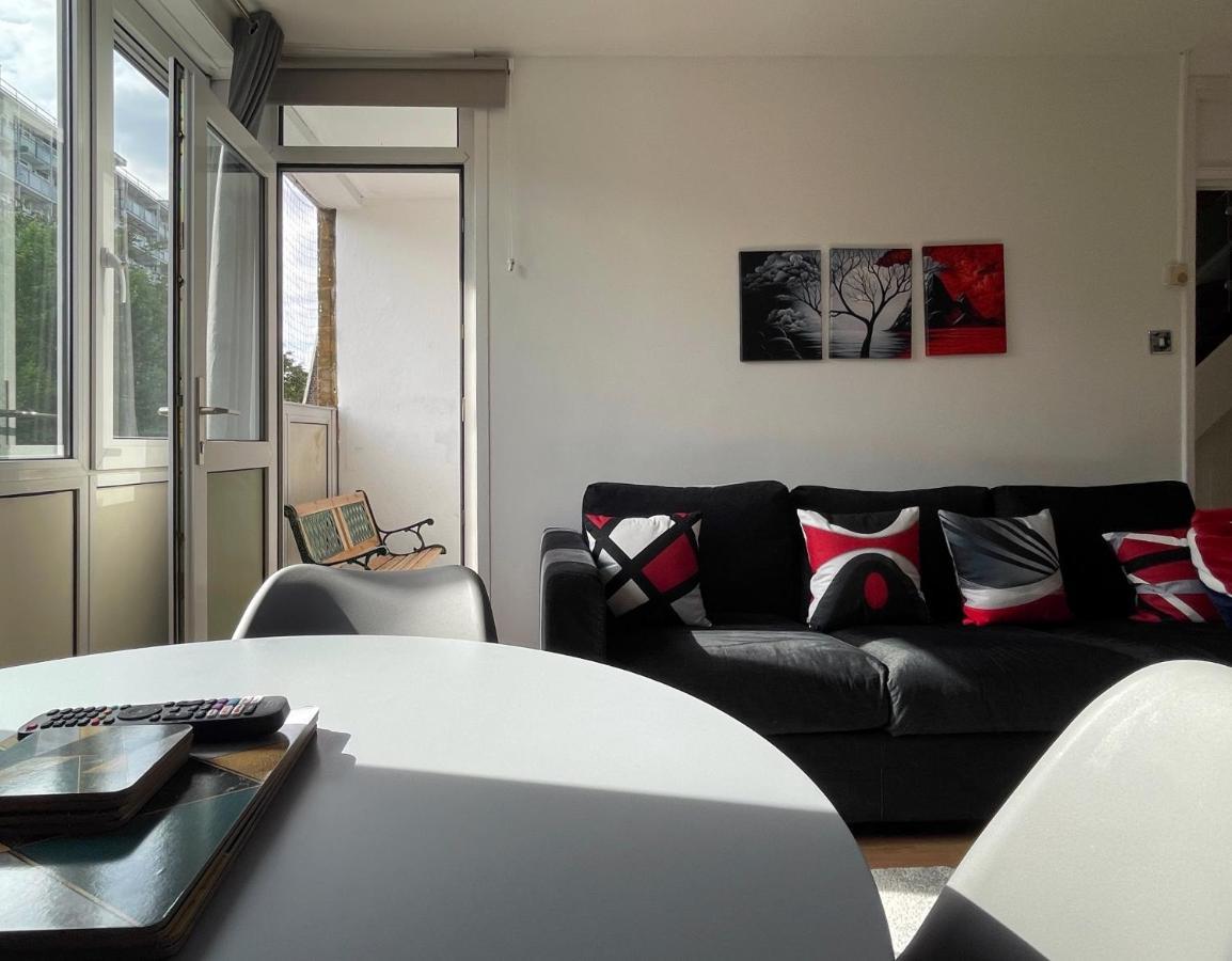 Noah'S Place In Mile End London Exterior foto